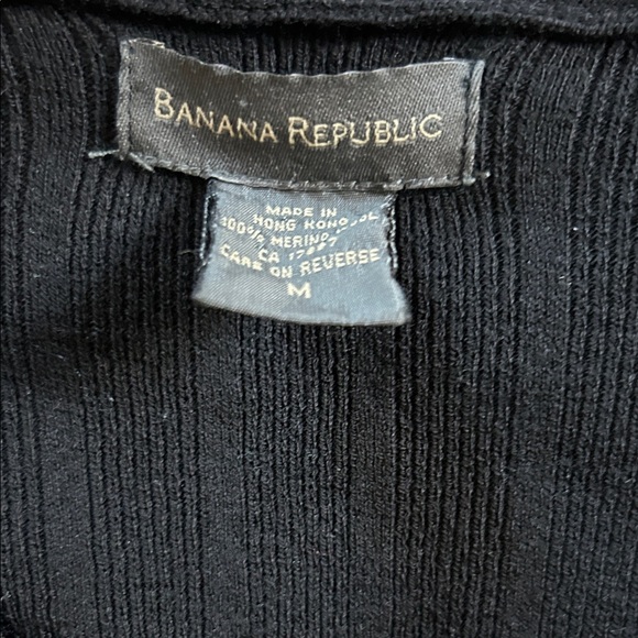 Black Ribbed Button-Up Cardigan - Picture 2 of 5